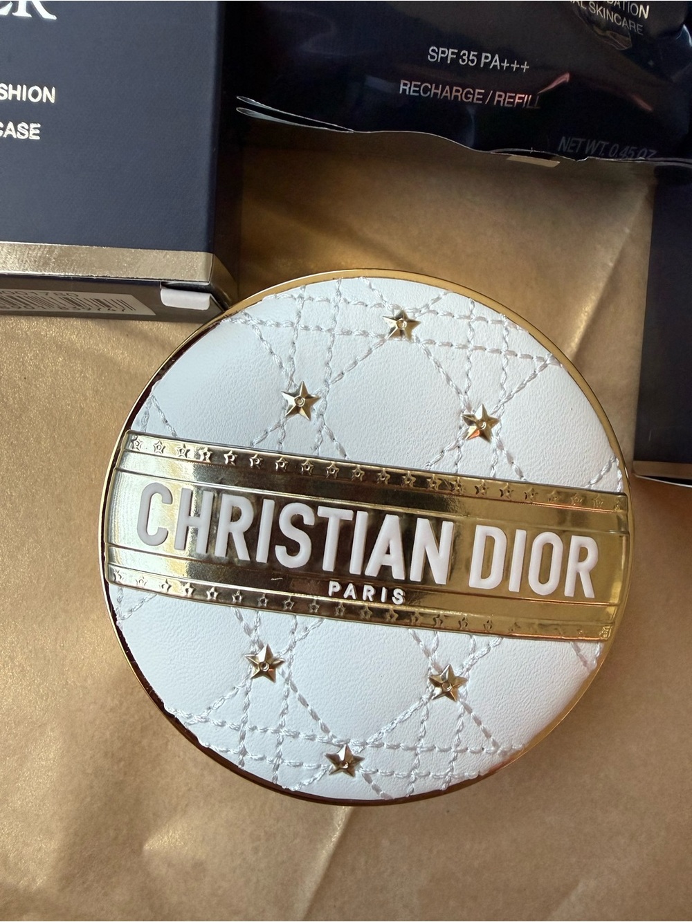 DIOR Forever Mirrored Cushion Foundation  Embroidered PLUS FOUNDATION #0N
